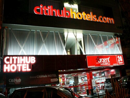 Citihub Hotel @ Tunjungan, Rezervasyon Otel Surabaya 3 yıldızlı oteller, Gubeng Train Station yakınında, 3*
