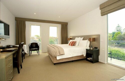 Best Western Plus Brooklands Of Mornington, Varaa Hotelli Hotellit Mornington Peninsula uima-altaalla, Uima-allas