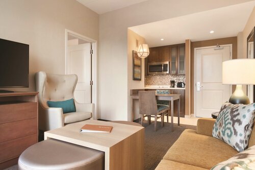 Homewood Suites by Hilton Calgary Downtown, Rezervați Hotel Calgary 