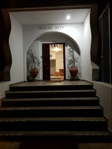 Mylos Court Apartments, Забронировать Апартаменты/квартира Гермасойя Лимасол, рядом с Пляж Атлантика Мирамаре