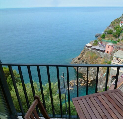 Sollevante Guest House, Забронировать Отель Отели Риомаджоре с парковкой, Парковка