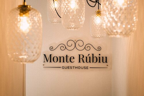 Monte Rúbiu Guesthouse, Забронировать Отель Коимбра Бейра-Алта, рядом с Seminário Maior de Coimbra
