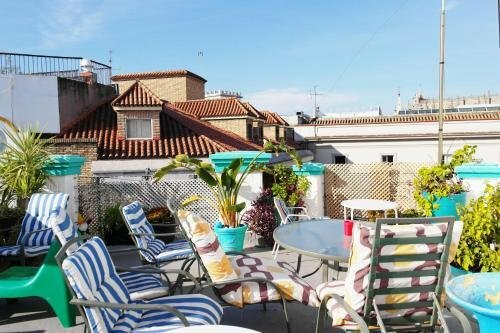 Rio Hostel, Забронировать Хостел Отели Севильи с парковкой, Парковка