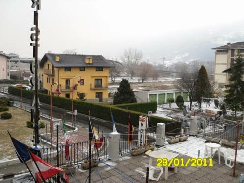 Albergo Mancuso del Voison, Забронировать Отель Отели Аосты с завтраком, рядом с Гондольный подъёмник Аоста-Ле Флёр (нижняя станция), Завтраки