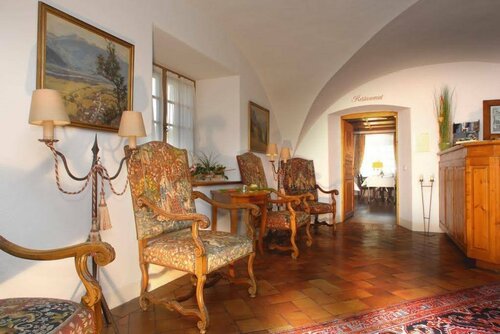 Gasthof Löwen, Rezerwuj Hotel Hotele w Vaduz z parkingiem, w pobliżu Vaduz Castle, Parking