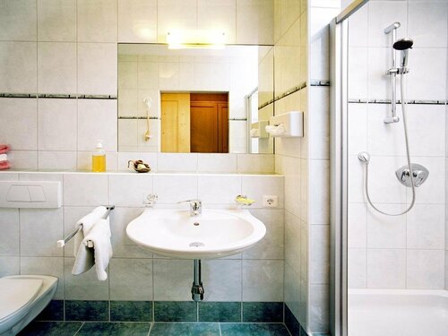 Pension Lehnerhof, Забронировать Отель Отели Тироля с парковкой, Парковка