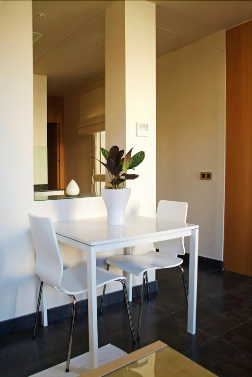 Roomspace Sandoval