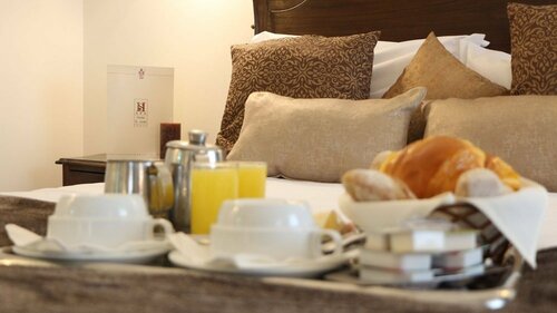 Hotel Sao Jose, Забронировать Отель Отели Порту с парковкой, рядом с Дом-музей Абилиу-Мануэла ди Герра-Жункейру, Парковка