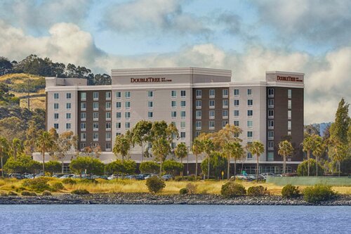 DoubleTree by Hilton San Francisco Airport North Bayfront, Забронировать Отель Отели Сан-Матео с бассейном, Бассейн