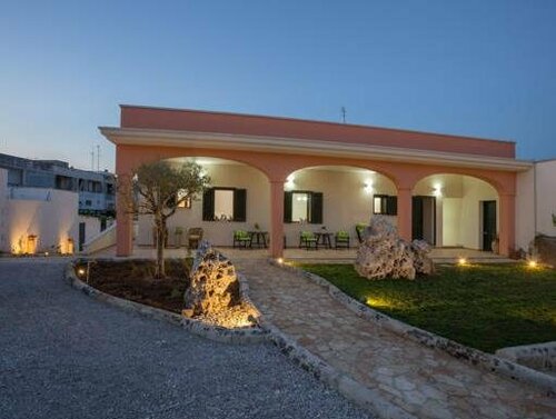 Casina dei Nonni, Забронировать Отель «постель и завтрак» Карпиньяно-Салентино Саленто