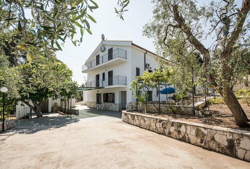 Residenza Piccolo Uliveto, Boek Hotel Goedkope hotels in Foresta Umbra