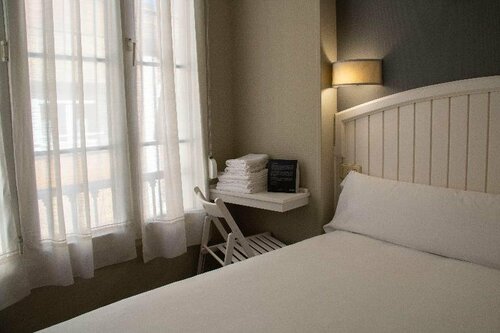 Alda Miramar Rooms, Забронировать Хостел Хостелы Косте-Верде, Хостел