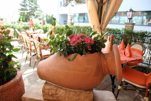 Hotel Villa Toscana, Забронировать Отель Герстхофен Романтическая дорога