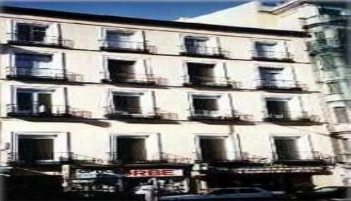 Hostal Rivera, Забронировать Хостел Мадрид Провинция Мадрид