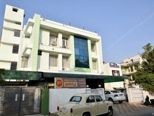 OYO 23108 Hotel Bagga Vilas, Забронировать Отель Адарш Нагар 