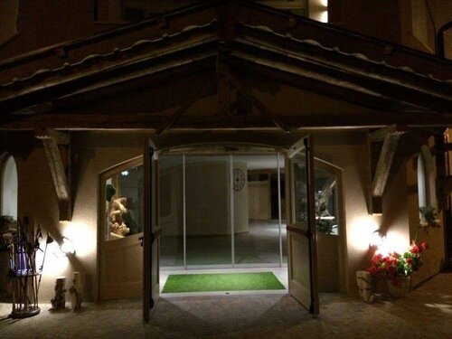 Miraval Hotel, Забронировать Отель Коредо Val di Non