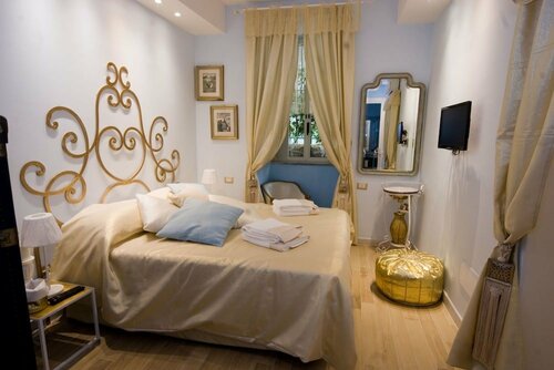 Chèz Lumière, 予約 ホテル Salerno Old Town サレルノ, Villa Comunale周辺