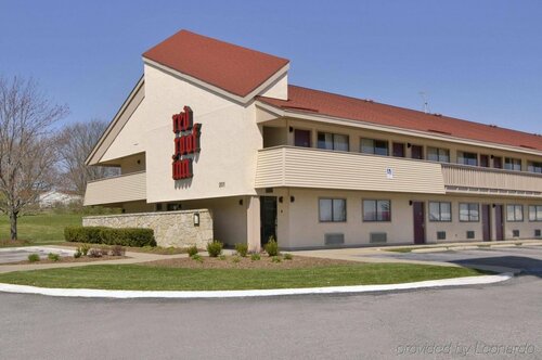 Red Roof Inn Columbia, MO, Забронировать Отель Колумбия Миссури