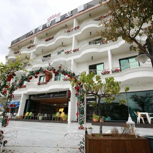 Tomonoya Ryokan Geoje, Забронировать Отель Отели Кёнсан-Намдо с парковкой, Парковка
