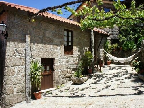Quinta Travessa, Забронировать Отель Отели Пенеда-Жереш с бассейном, Бассейн