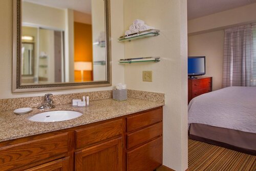 Sonesta ES Suites Baltimore BWI Airport, Buchen Sie Hotel Hotels in Linthicum Heights mit Parkplatz, Parkplätze