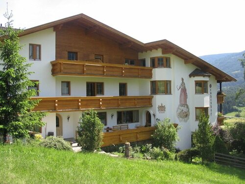 Pension Grubenhof, Забронировать Фермерский дом Отели Тироля с парковкой, Парковка