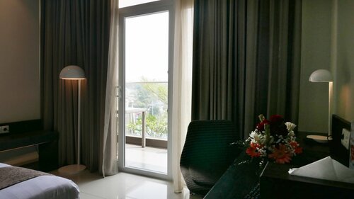 Grandia Hotel, Prenota Hotel Hotel a Bandung Wetan con parcheggio, Parcheggio