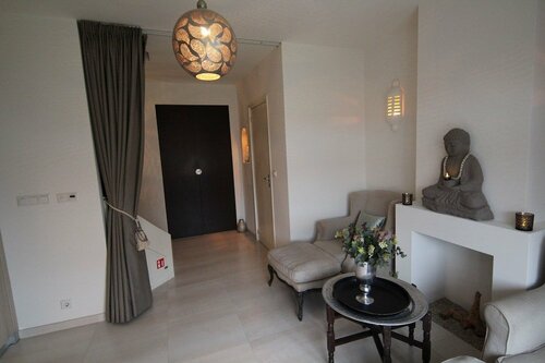 ZEN b & b, Book Hotel Hoteller i Zuid-Holland med parkering, Parkering