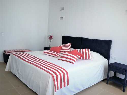 Hotel Chiniu, Забронировать Отель Отели Паломино 3 звезды, 3*