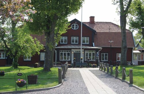 Stufvenäs Gästgifveri, Book Hotel Hotels in Soderakra with a Pool, Swimming Pool
