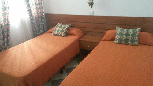 Hostal Centro Sol, Забронировать Отель Кадис Коста-де-ла-Лус, рядом с Адмиральский дом