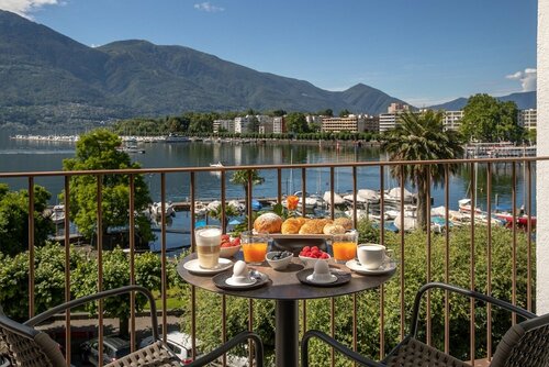 Hotel Lago Maggiore, Забронировать Отель Отели Locarno Ascona Losone с парковкой, Парковка