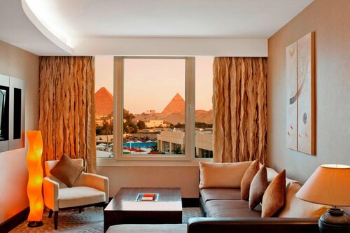 Le Méridien Pyramids Hotel & Spa, Book Ferieresort Resorthoteller i Kairo, Ferieresort
