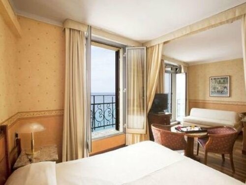 Hotel Parigi & Spa, Забронировать Отель Отели Ривьера-дей-Фьори с парковкой, Парковка