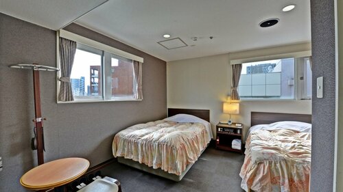 Hotel Yamanouchi, Забронировать Отель Отели Наха с парковкой, рядом с Томарин - Портовый терминал Томари, Парковка
