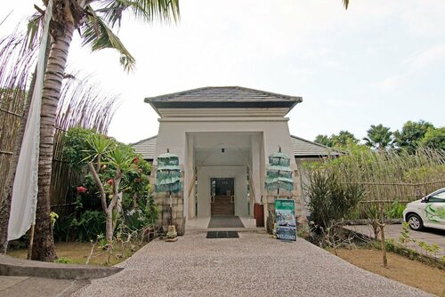 Araminth Guest House and Spa, Rezerwuj Pensjonat Lovina Buleleng
