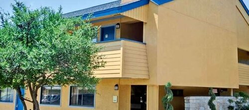 Dallas Love Field Inn, Забронировать Мини-отель Даллас Dallas - Fort Worth Metropolitan Area