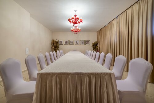 Edem Hotel, Buchen Sie Hotel Orechowo-Sujewo Oblast Moskau