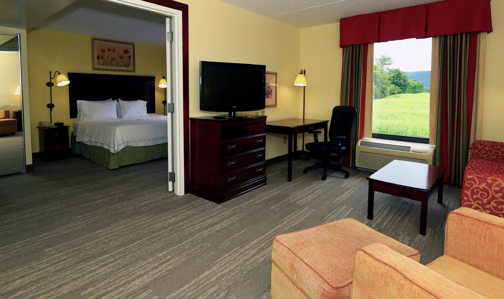 Hampton Inn & Suites Lamar