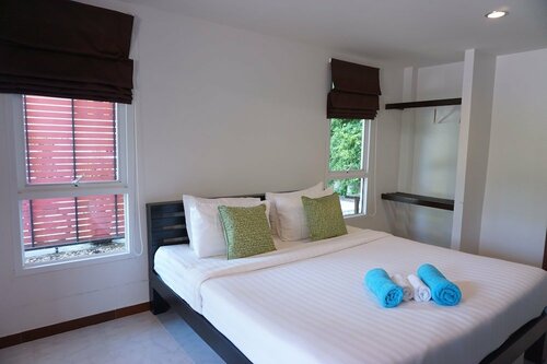 Baan i Talay Chumphon บ้านไอทะเลชุมพร, Забронировать Отель Отели провинции Чумпхон с парковкой, Парковка