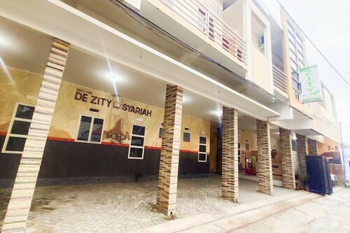 Demasto Homestay by Oyo Rooms, Réserver Hôtel Hôtels à Jember avec piscine, Piscine