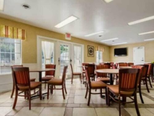 Baymont by Wyndham Tallahassee, Buchen Sie Gasthaus Mini-Hotels in Panhandle Florida, Gasthaus