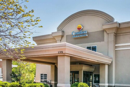 Comfort Inn & Suites Ann Arbor, Забронировать Отель Анн-Арбор штат Мичиган