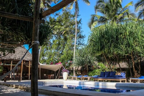Zanzibar Sunrise at Bandas, Book Hotel Matemwe 