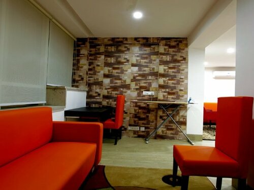Hotel Santosh Dham, Забронировать Отель Отели Вриндавана 3 звезды, 3*
