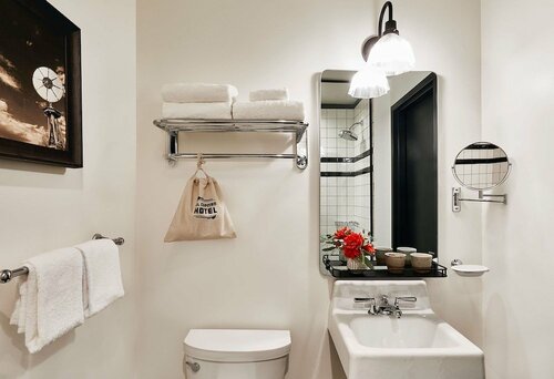 El Capitan Hotel, Prenota Hotel Merced California