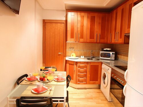 Apartamentos Good Stay Prado, Забронировать Отель Отели Мадрида 4 звезды, рядом с Здание Grassy, 4*
