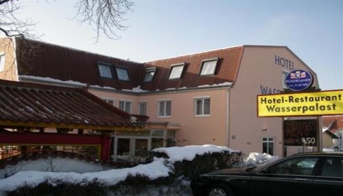 Hotel Wasserpalast - breakfast for free!!!
