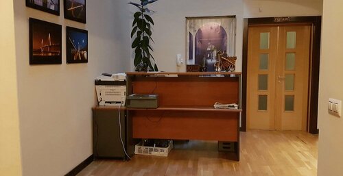 Hostal El Pasaje, Book Hostel / Vandrerhjem Billige hoteller i Madrid