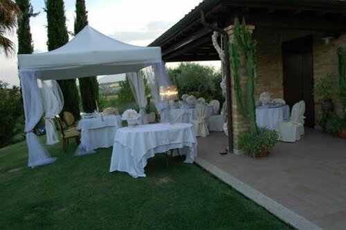 Agriturismo Tenuta Sol Alto, Book Landbrugsophold Romagna hoteller med parkering, Parkering